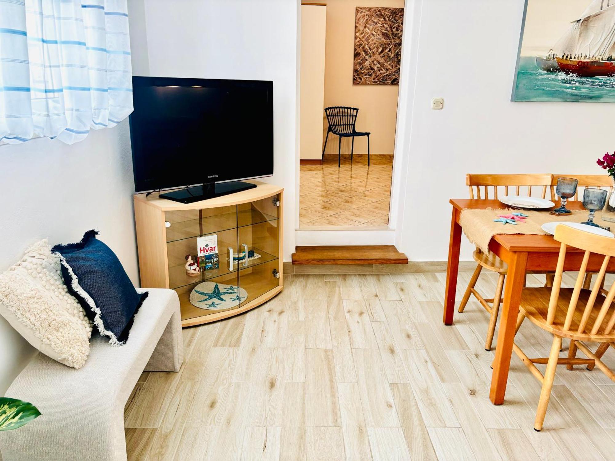 Apartment Sunny Elza 2 Хвар Экстерьер фото