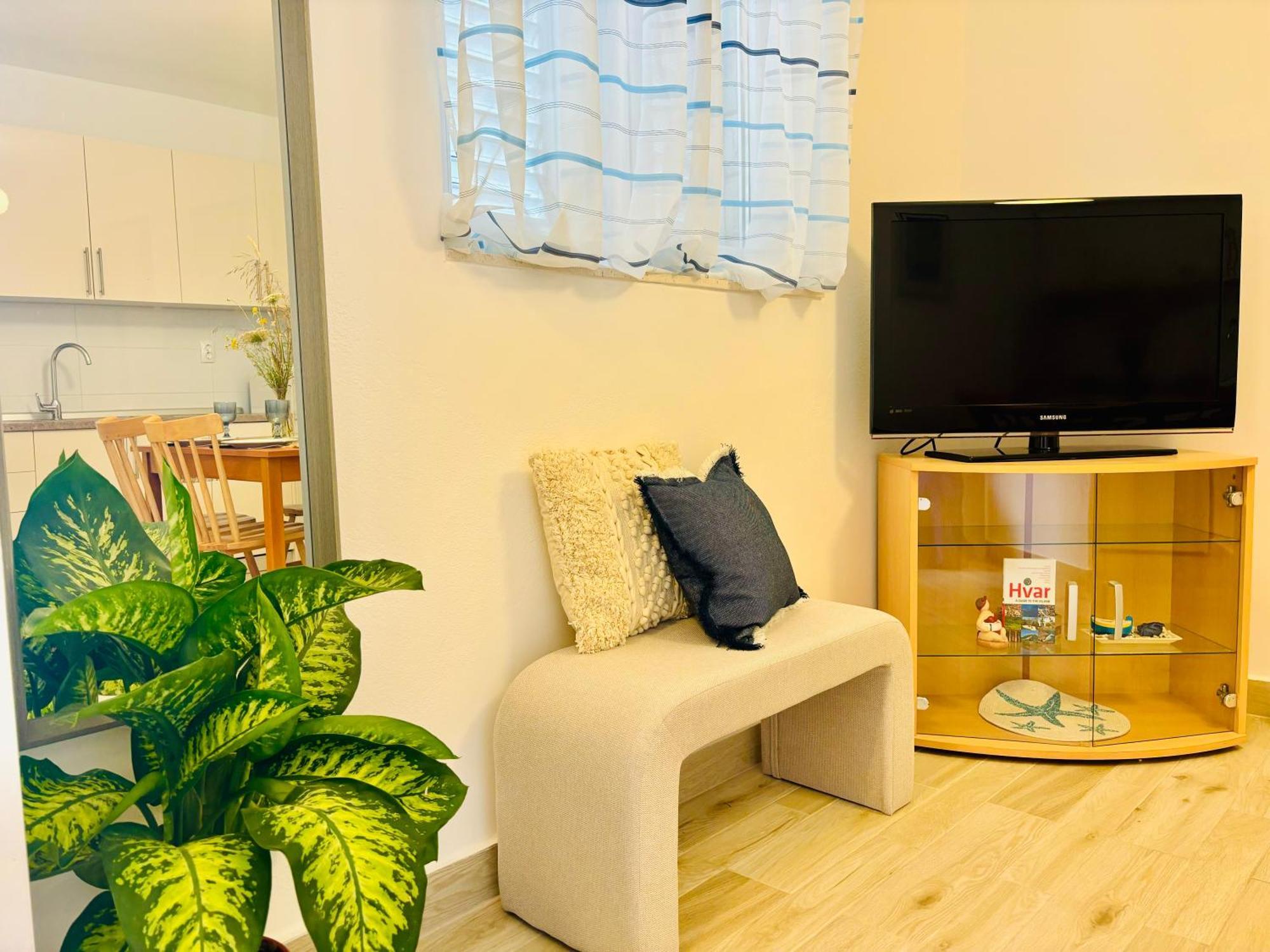 Apartment Sunny Elza 2 Хвар Экстерьер фото