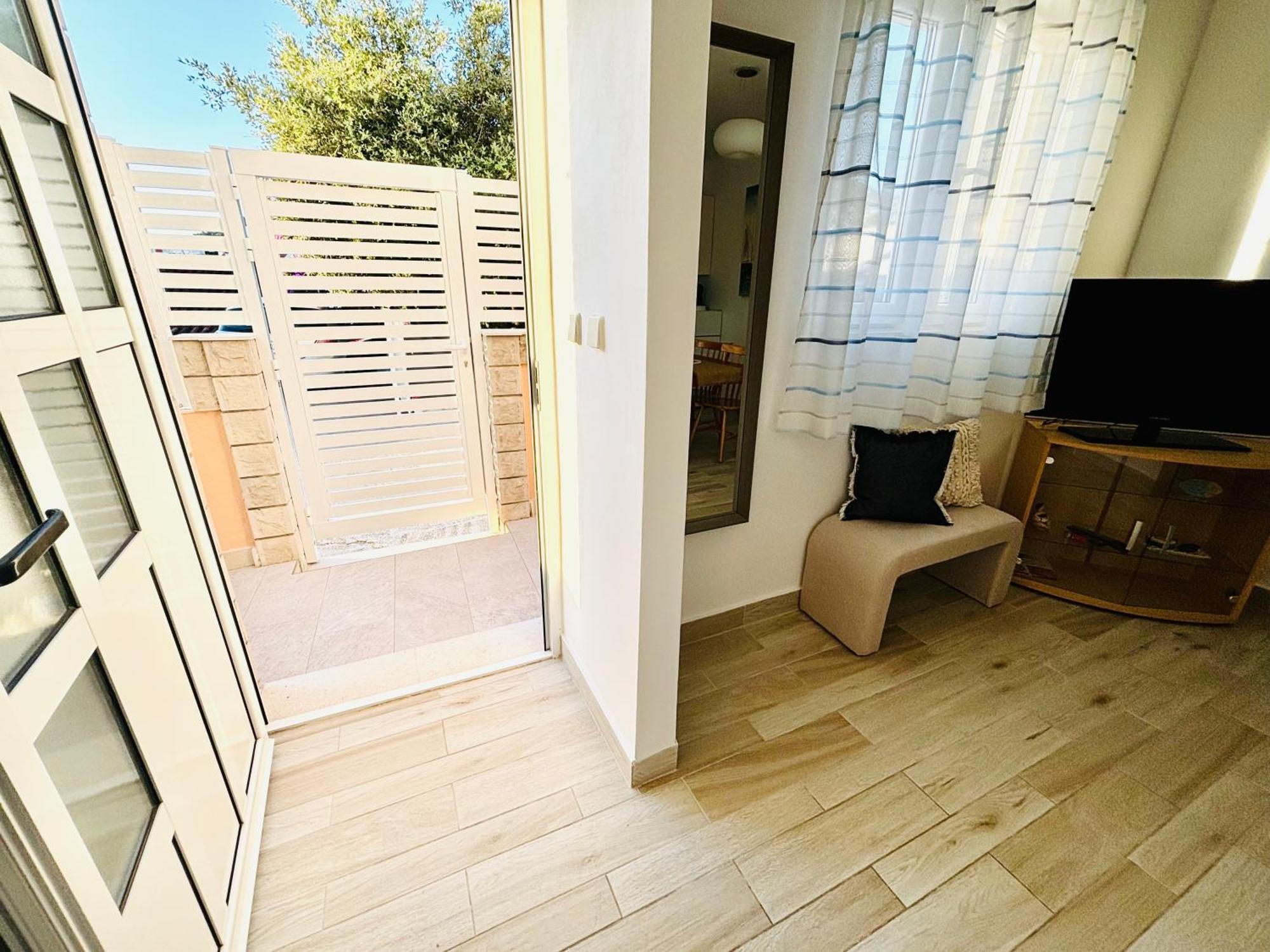 Apartment Sunny Elza 2 Хвар Экстерьер фото